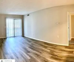 $1,379 / 1br - 672ft2 - First month free! One-bedroom apt in S. Asheville